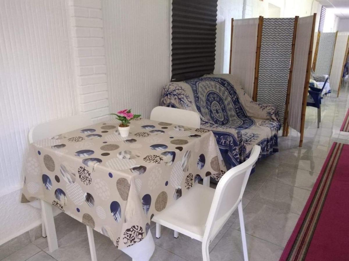 Отель Casa Inocencio Эль-Пуэрто-де-Санта-Мария Экстерьер фото